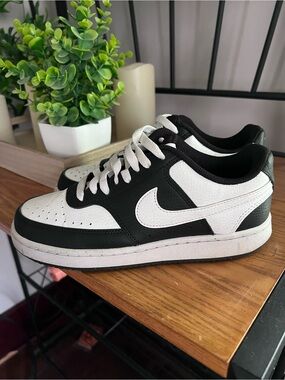 Nike Black and White Low-Top Sneaker
